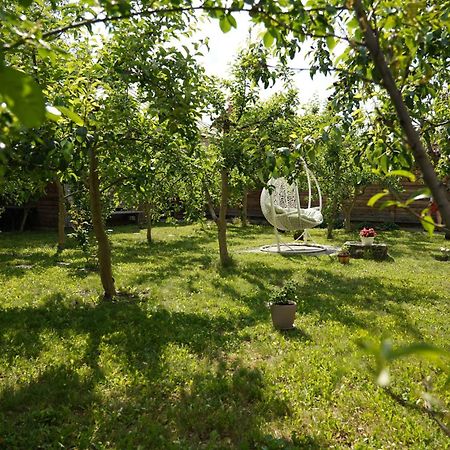 Spadok Hotel Kamjanets-Podilsky Buitenkant foto